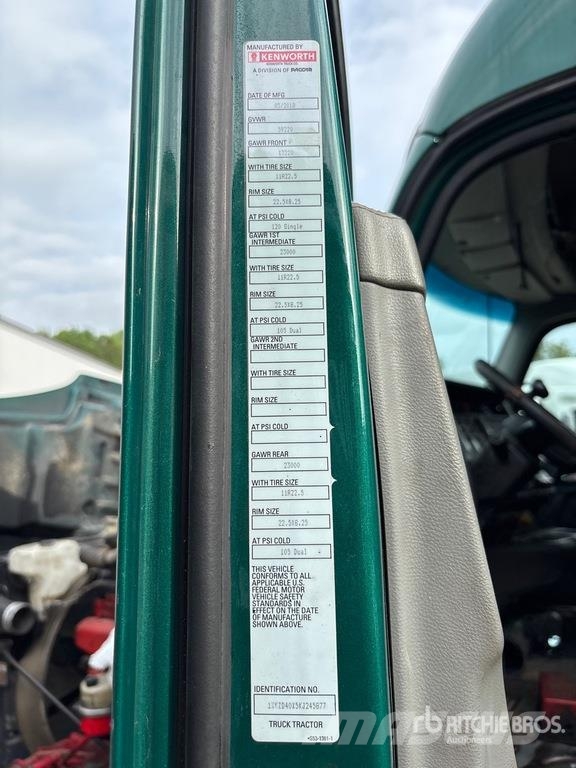 Kenworth T880 Tractor Units