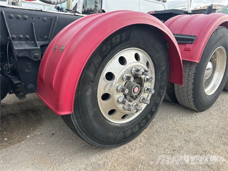 Kenworth T880 Nyergesvontatók