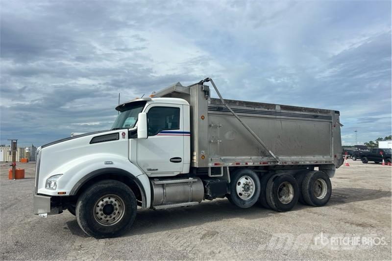 Kenworth T880 Autobasculanta