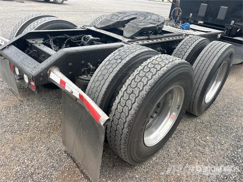 Kenworth T880 Vlačilci