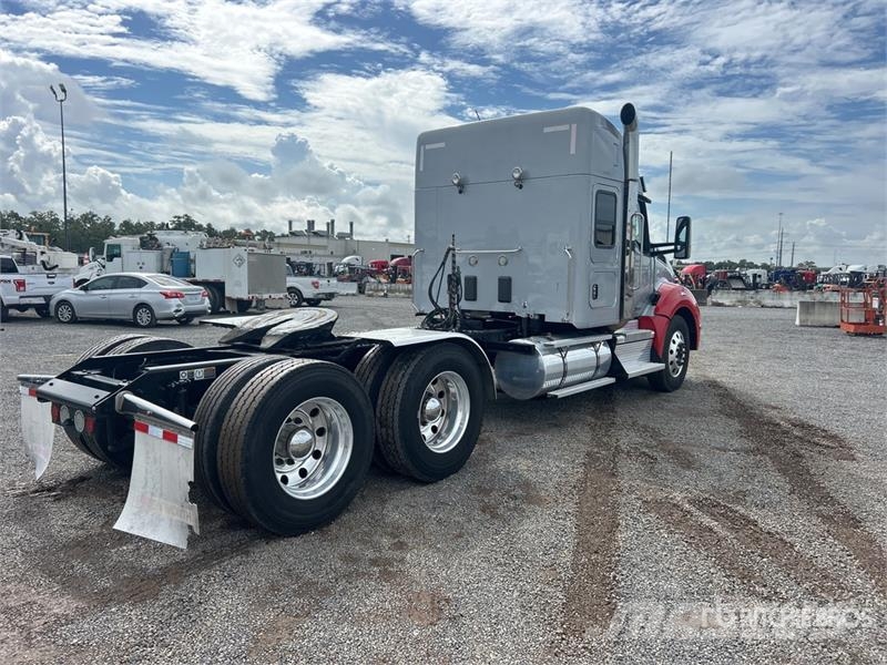 Kenworth T880 Sattelzugmaschinen