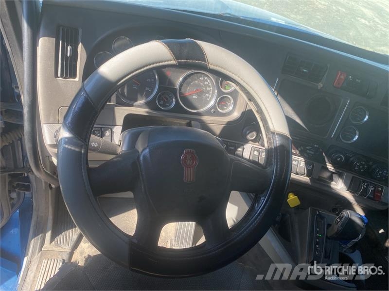 Kenworth T880 Sora- ja kippiautot
