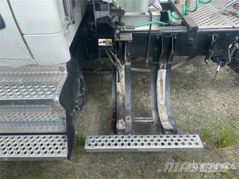 Kenworth T880 Autotractoare