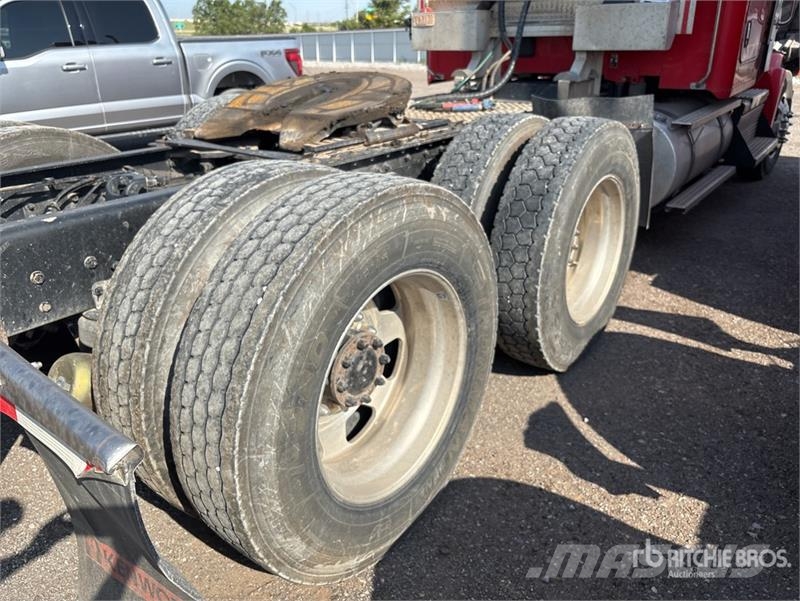 Kenworth T880 Cabezas tractoras