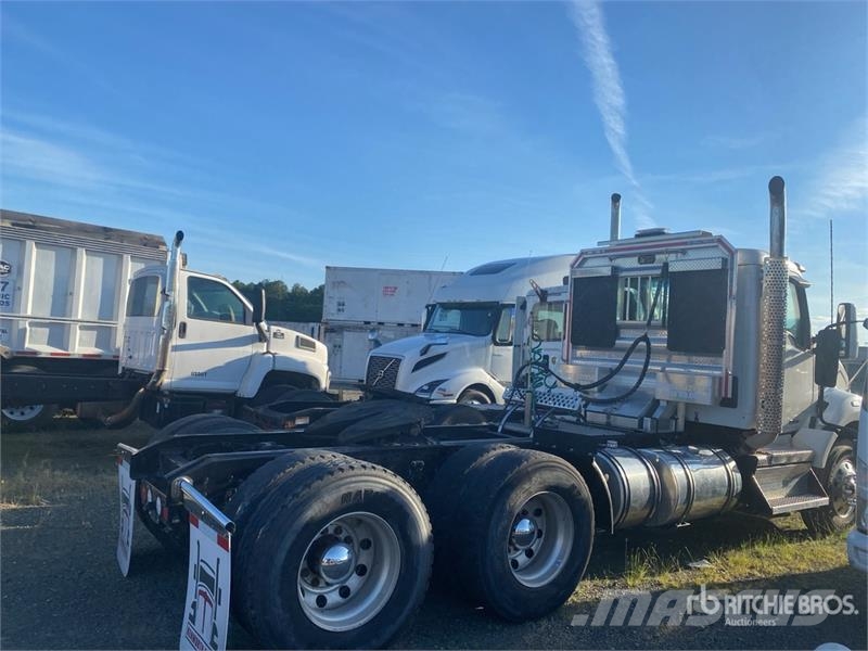 Kenworth T880 Autotractoare