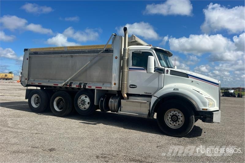 Kenworth T880 Tipper trucks