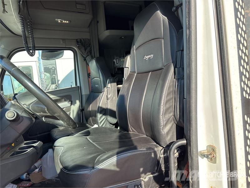 Kenworth T880 Vilcēji