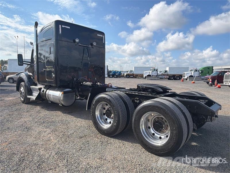 Kenworth T880 Vlačilci