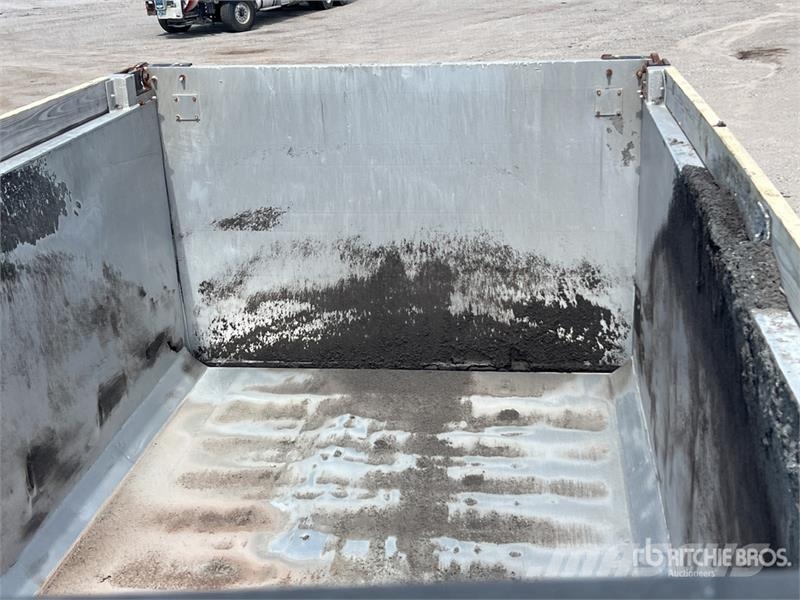 Kenworth T880 Tipper trucks