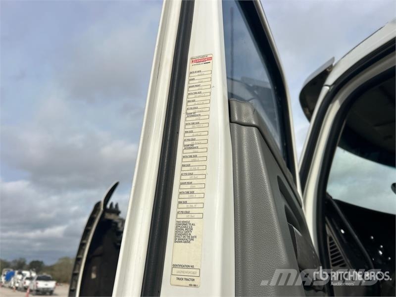 Kenworth T880 Nyergesvontatók
