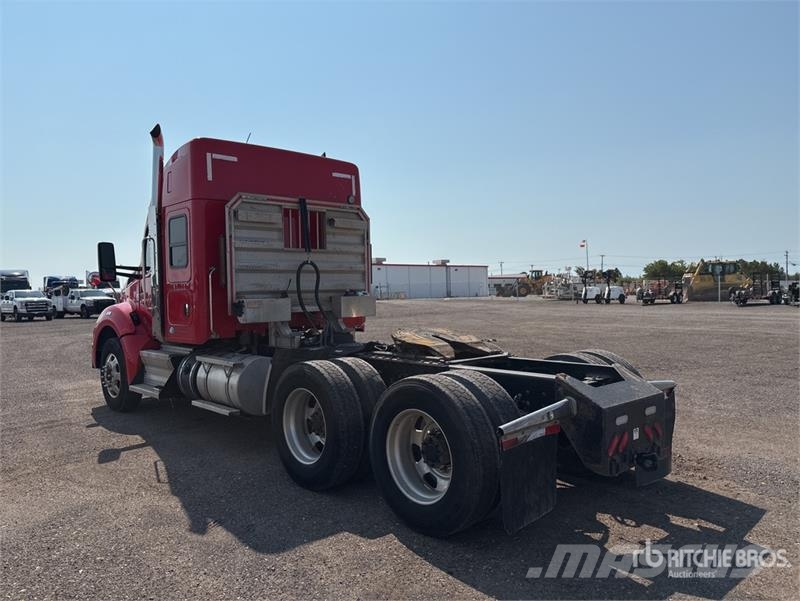 Kenworth T880 Cabezas tractoras