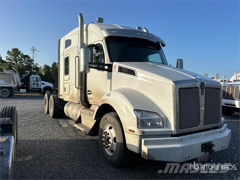 Kenworth T880 Nyergesvontatók