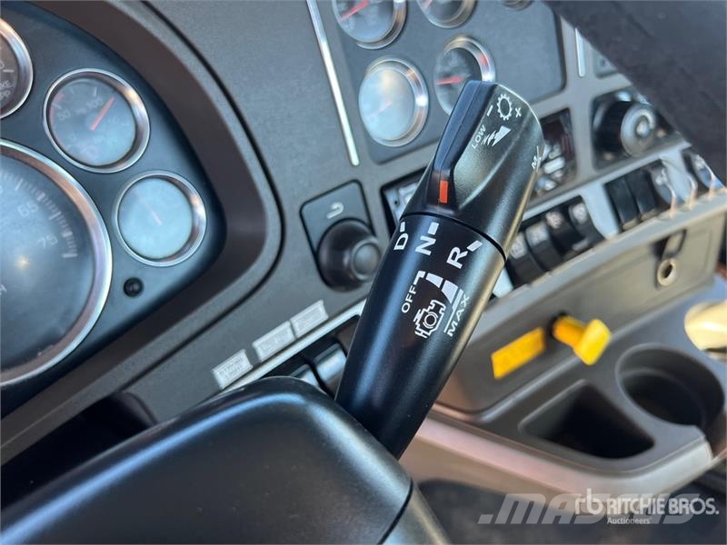 Kenworth T880 Kabine i unutrašnjost