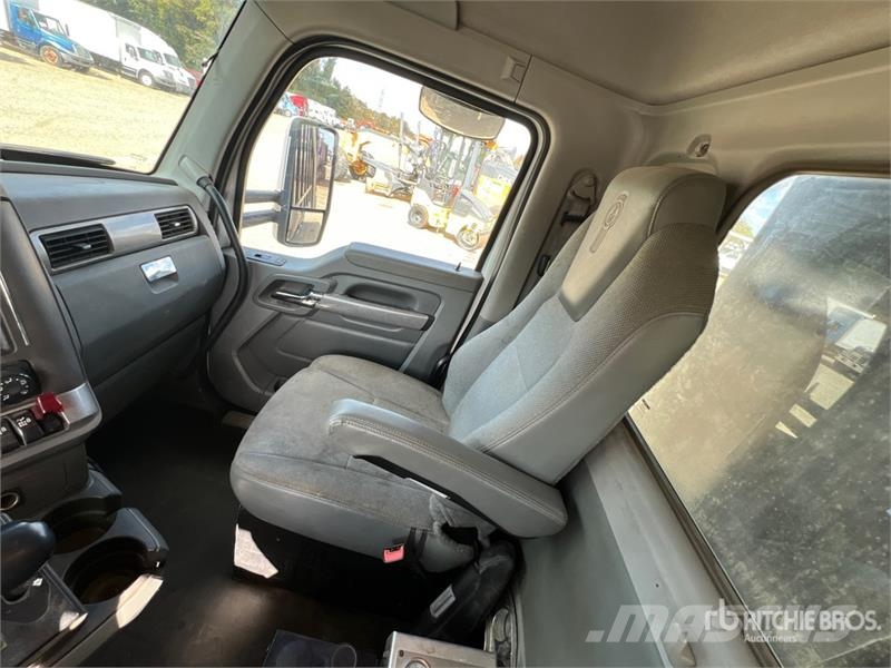 Kenworth T880 Tipper trucks