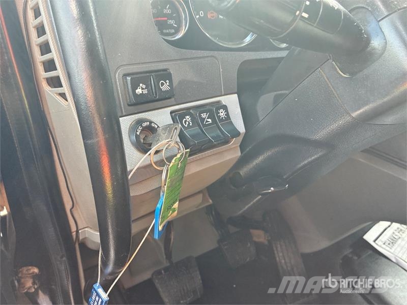 Kenworth T880 Седельные тягачи