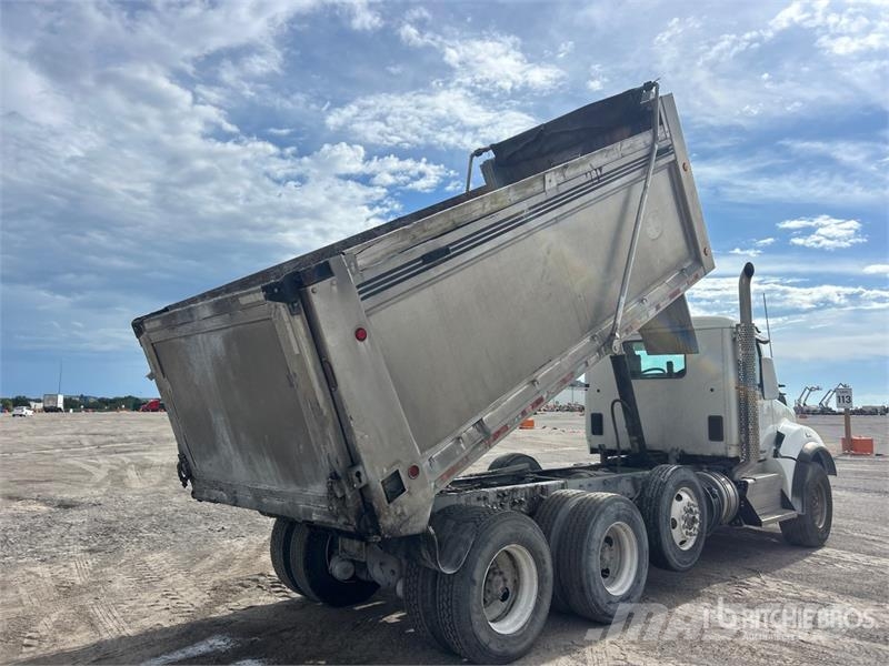 Kenworth T880 Autobasculanta