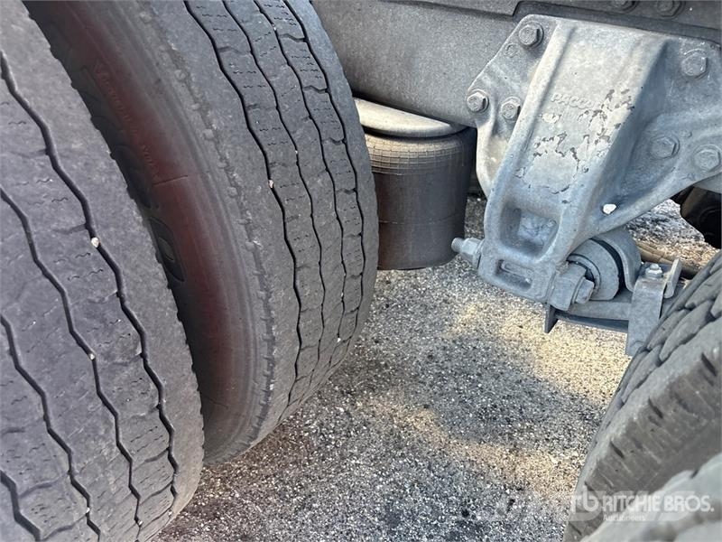 Kenworth T880 Trekkers