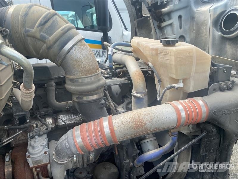 Kenworth T880 Autotractoare