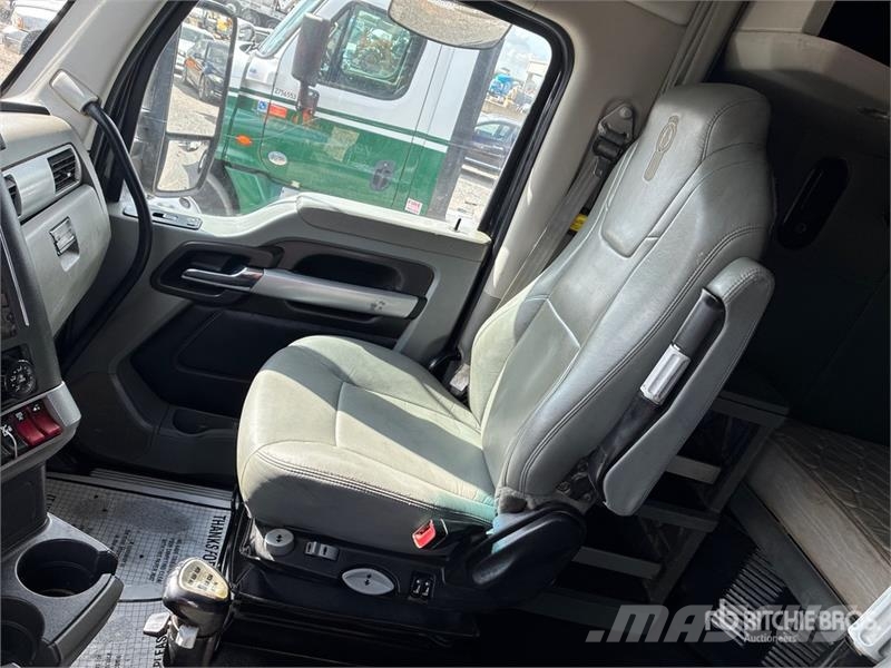 Kenworth T880 Седельные тягачи