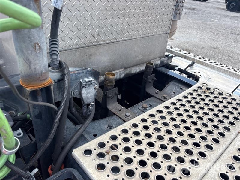 Kenworth T880 Trekkers