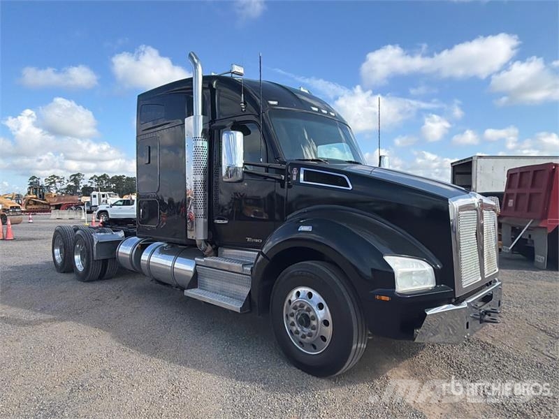 Kenworth T880 Vlačilci