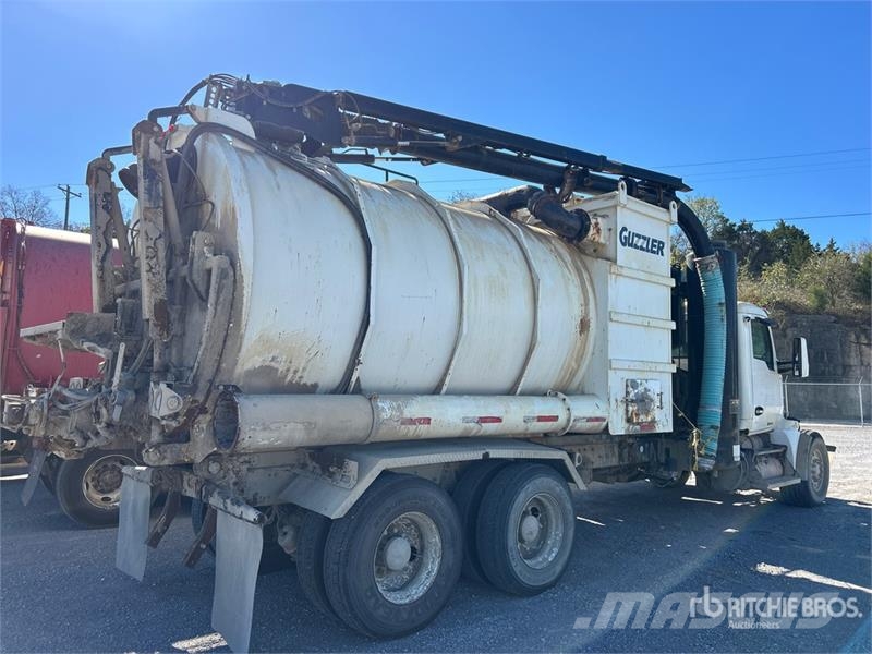 Kenworth T880 コンバイン/バキュームトラック