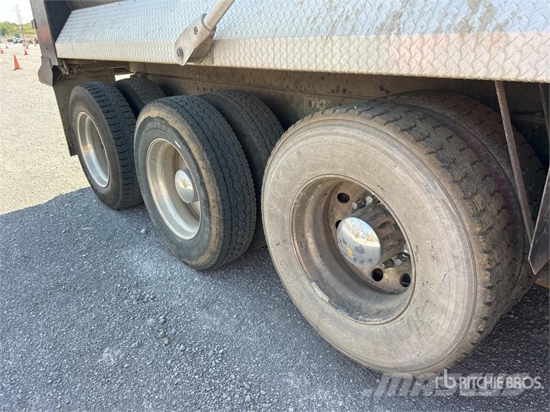 Kenworth T880 Tipper trucks