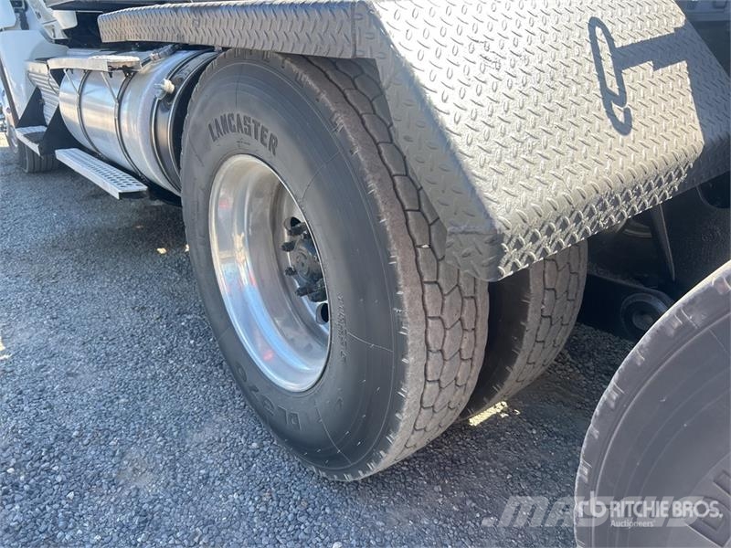Kenworth T880 Samochody ratownicze pomocy drogowej