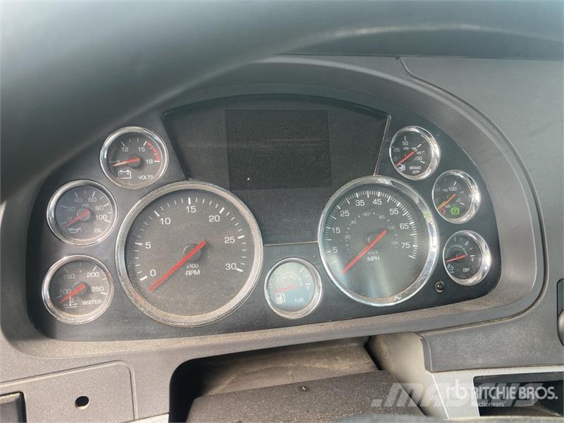 Kenworth T880 Autotractoare