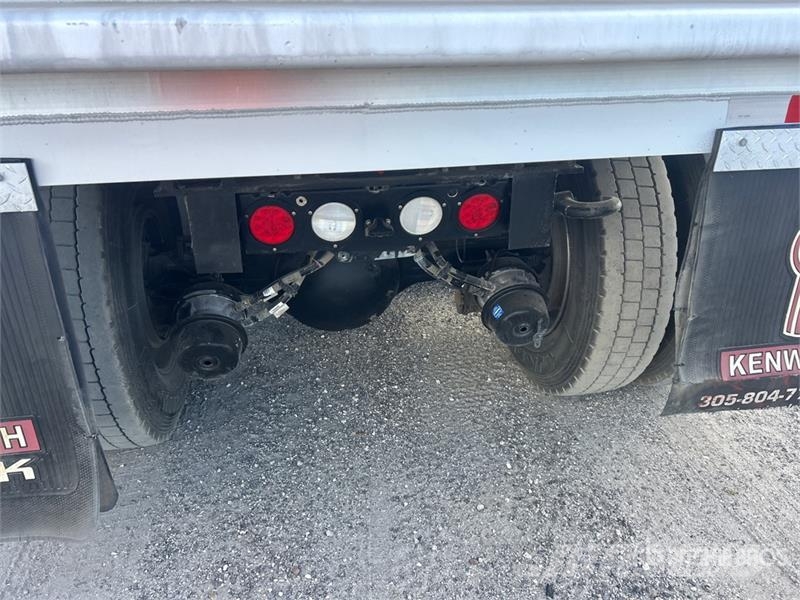 Kenworth T880 Kiper tovornjaki