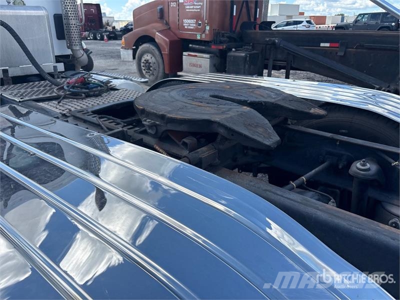 Kenworth T880 Trekkers