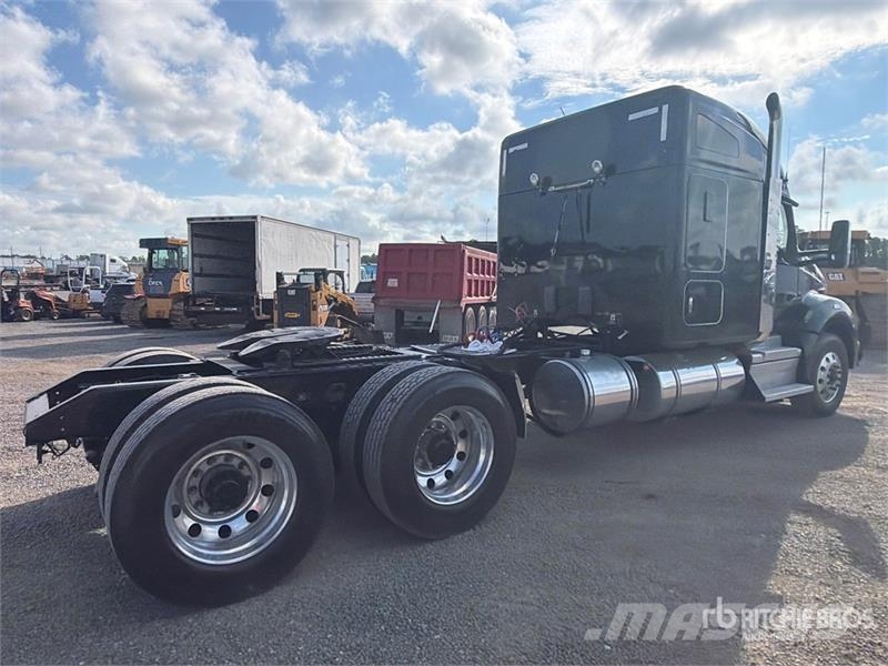 Kenworth T880 Vlačilci