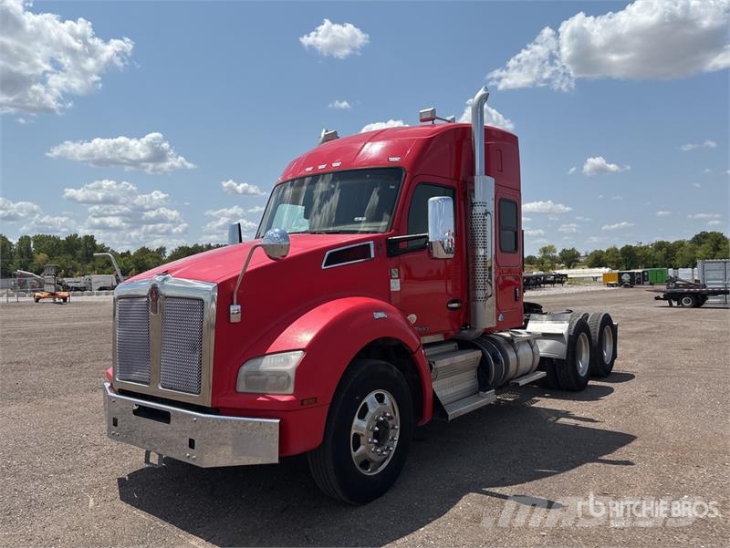 Kenworth T880 Cabezas tractoras