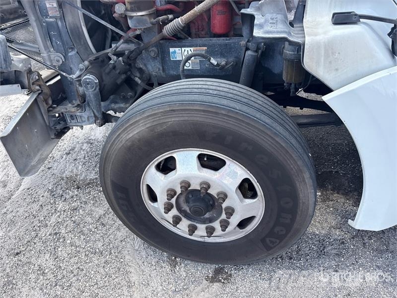Kenworth T880 Trekkers