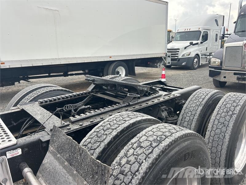 Kenworth T880 Vlačilci
