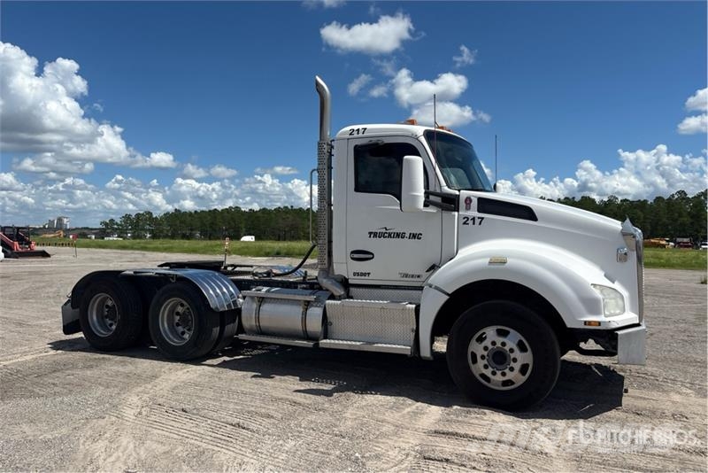 Kenworth T880 Trekkers