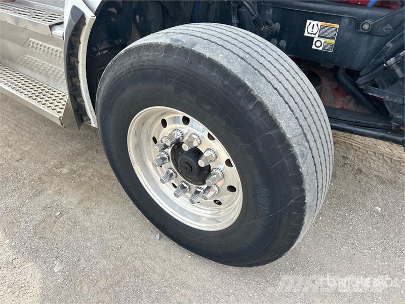 Kenworth T880 Nyergesvontatók