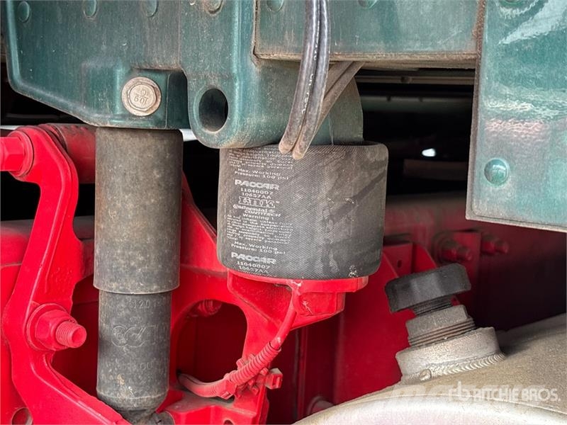 Kenworth T880 Tractor Units