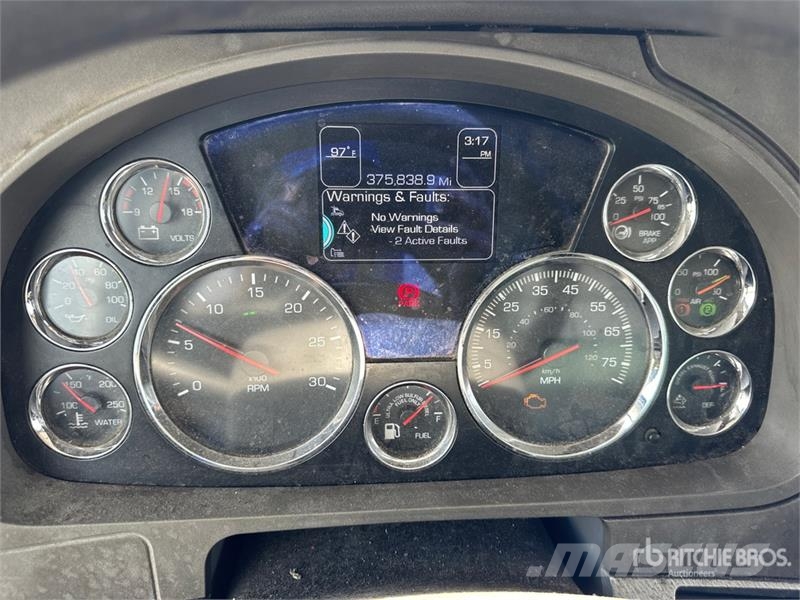 Kenworth T880 Savivarčių priekabų vilkikai