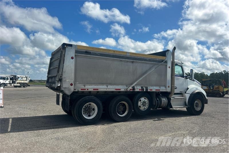Kenworth T880 Tipper trucks