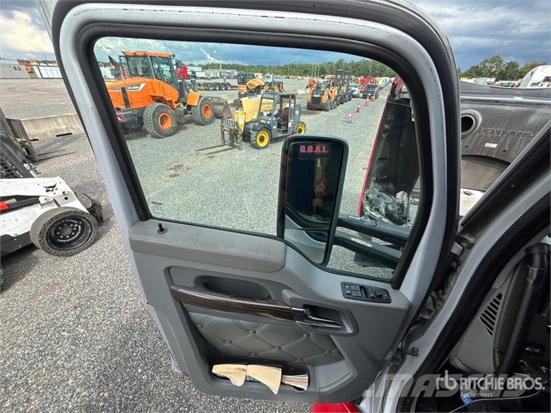 Kenworth T880 Sattelzugmaschinen