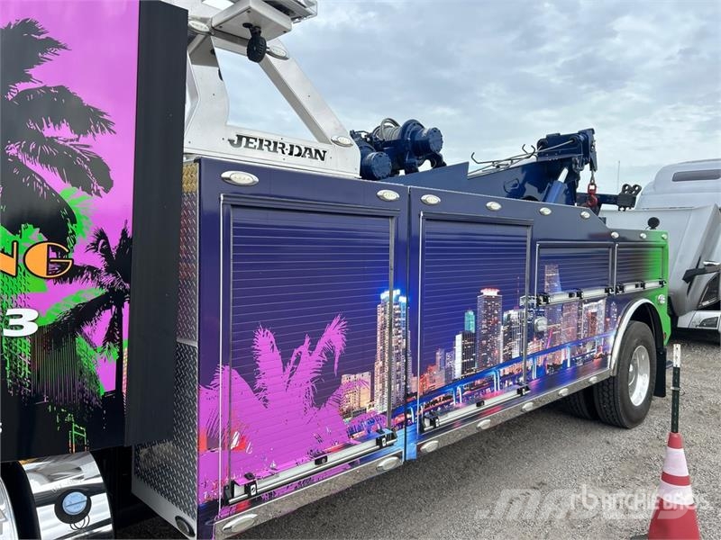 Kenworth T880 4x2 Tow Truck Evakuators ar manipulatoru