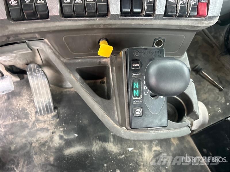 Kenworth T880 6x4 Cab and Chassis (Inoperable) Vezetőfülke és belső tartozékok