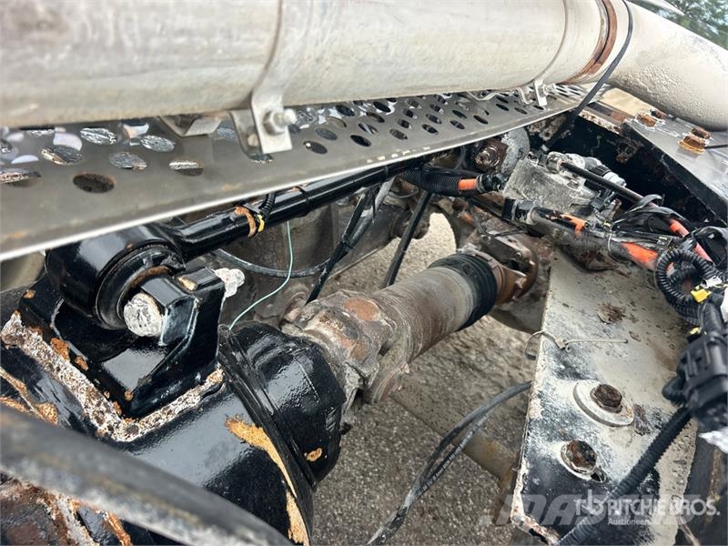 Kenworth T880 6x4 Cab and Chassis (Inoperable) Vezetőfülke és belső tartozékok