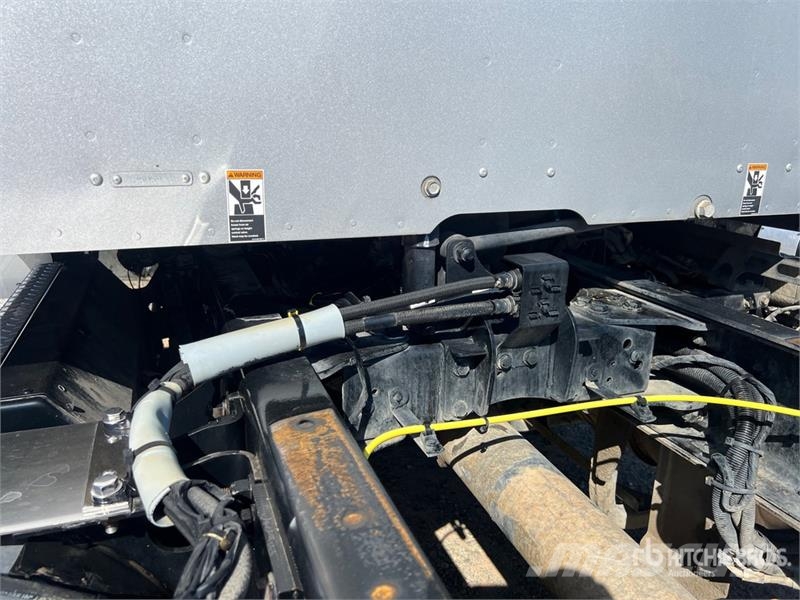 Kenworth T880 6x4 Cab and Chassis Kabine i unutrašnjost