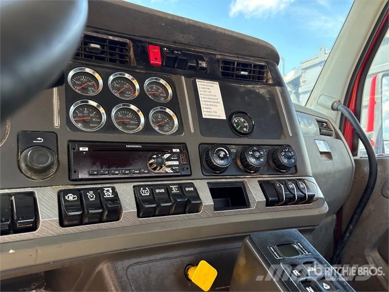 Kenworth T880 6x4 Mixer Truck (Inoperable) Transmikserler