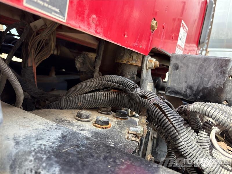 Kenworth T880 6x4 Mixer Truck (Inoperable) Transmikserler