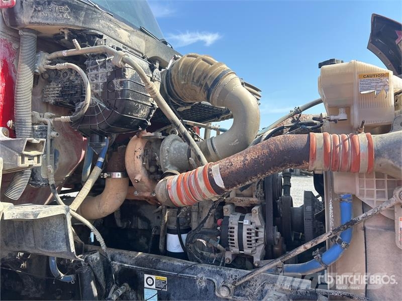 Kenworth T880 6x4 Mixer Truck (Inoperable) Camiones hormigonera