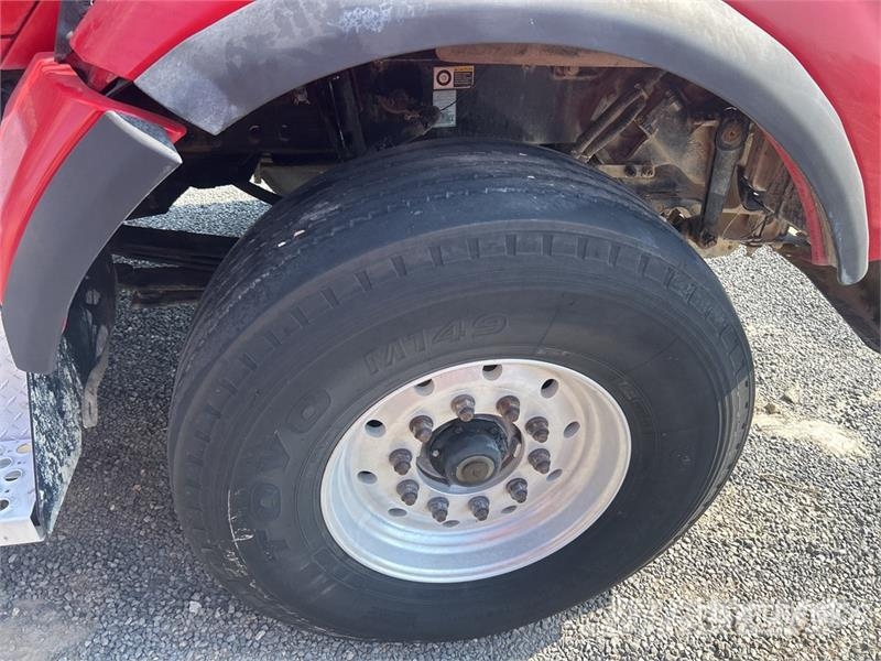Kenworth T880 6x4 Mixer Truck (Inoperable) Camiones hormigonera