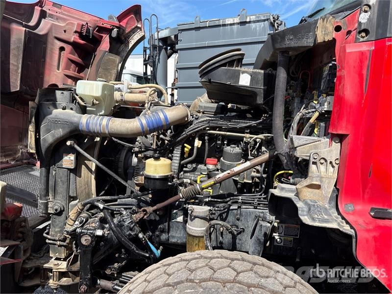 Kenworth T880 6x4 Mixer Truck (Inoperable) Transmikserler